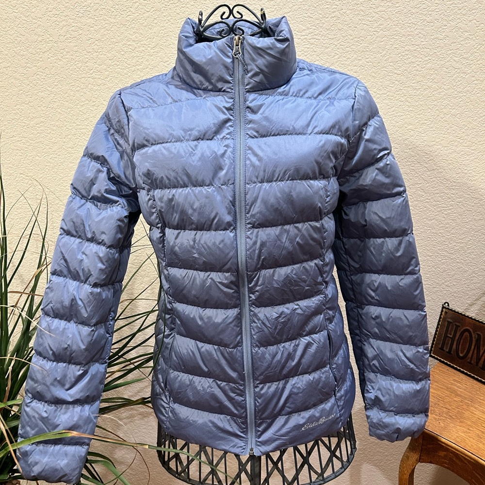 Eddie Bauer CirrusLite Down Jacket - woman’s size S